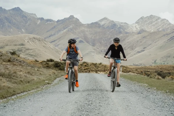 Cyclists on the Round the Mountain Cycle Trail