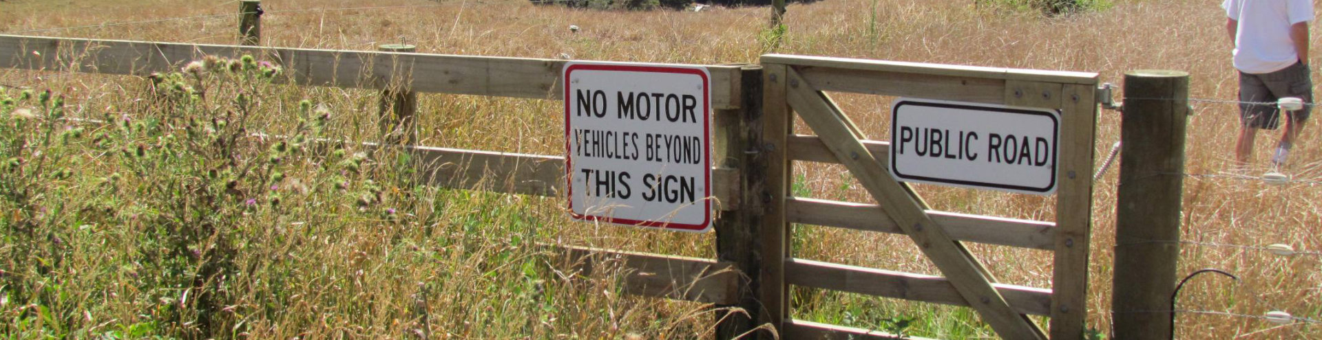 2013 pedestrian only gate to Higham Road