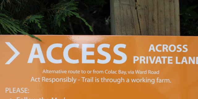 TAT Colac Bay Access Sign