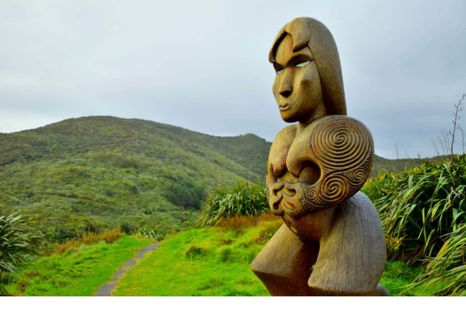 Meg Jerrard Maori carving