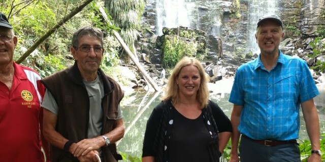 2017 02 03 Wairoa Stream Track walk with Minister Louise Upston Te Wairere Waterfall