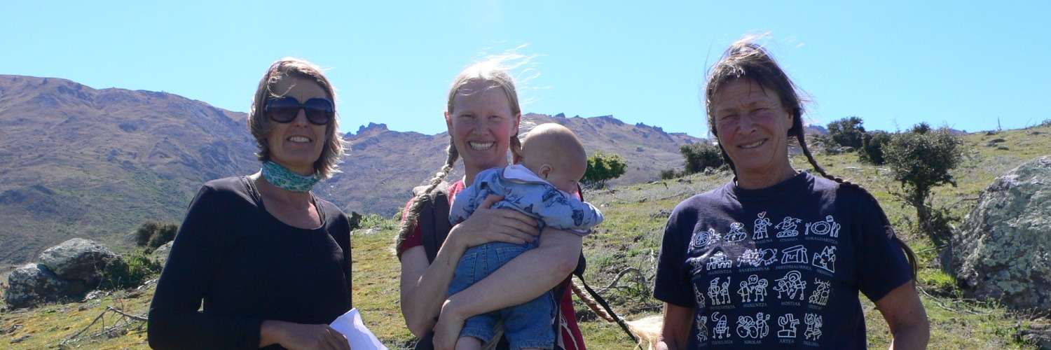 New Zealand Walking Access Commission regional field advisor Ange van der Laan (left) with Mitten McLean (with baby Jasper) and Anne Nielsen on Lowburn Valley Station