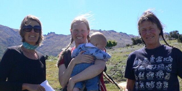 New Zealand Walking Access Commission regional field advisor Ange van der Laan (left) with Mitten McLean (with baby Jasper) and Anne Nielsen on Lowburn Valley Station