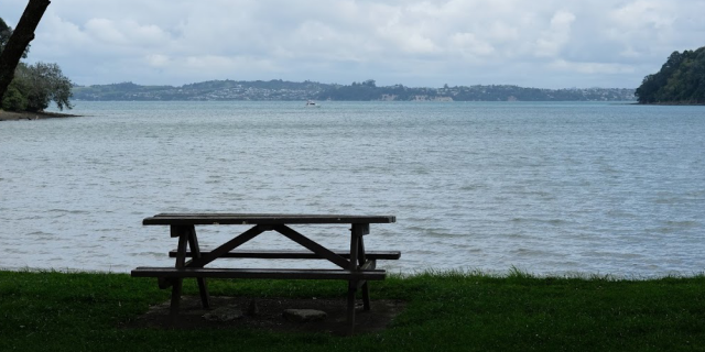 Matakana picnic table