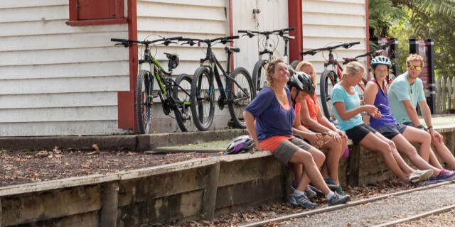 Pou Herenga Tai Twin Coast Cycleway