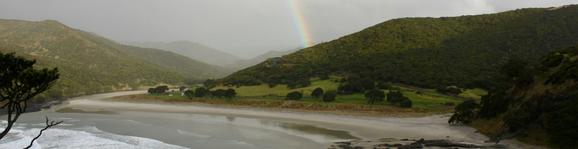 Tapotupotu Bay