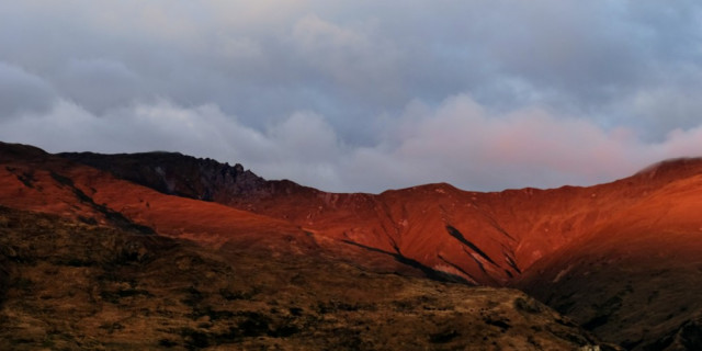 Wanaka hills