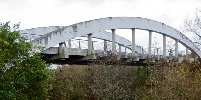 Te Awa River Ride at Horotiu bridge