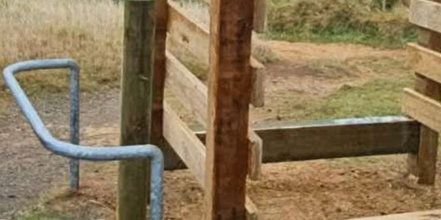 kahuterawa horse access banner