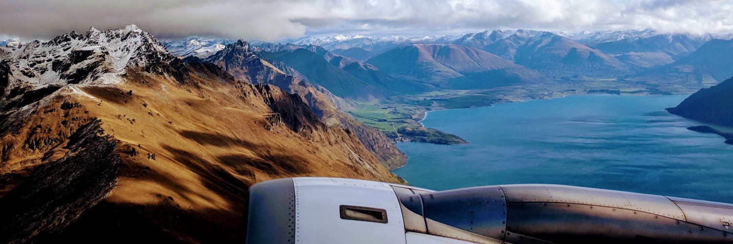 Tourist flight into Queenstown