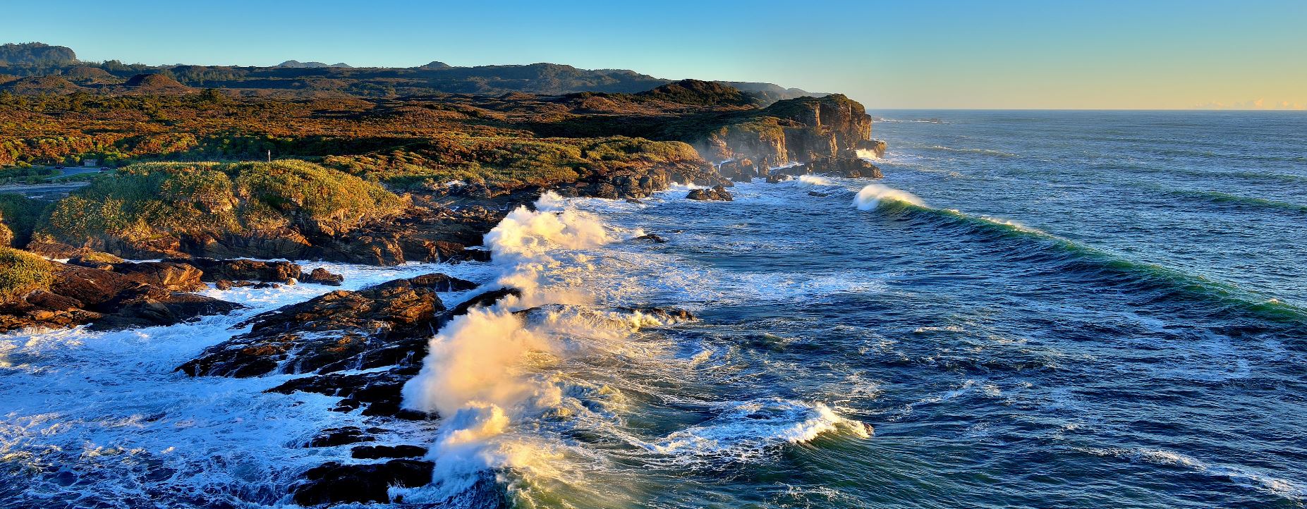 Kawatiri Coastal Trail waves hitting rocks