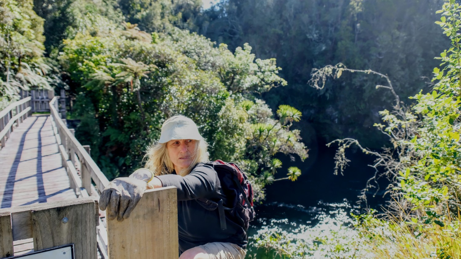 Frida Inta climbs bridge