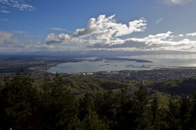 Barnicoat looking over Richmond