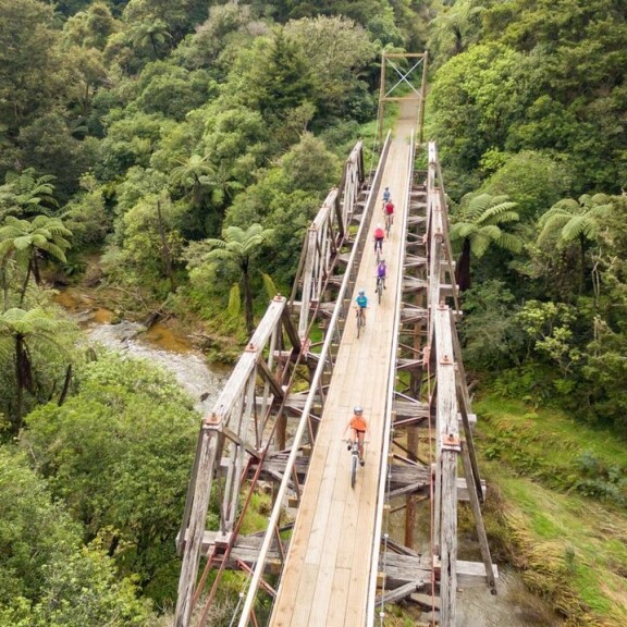 Pou Herenga Tai Twin Coast Cycle Trail Owned 3282 wl c57a2e1b a6a5 47ee ba4f e248fa98094e medium